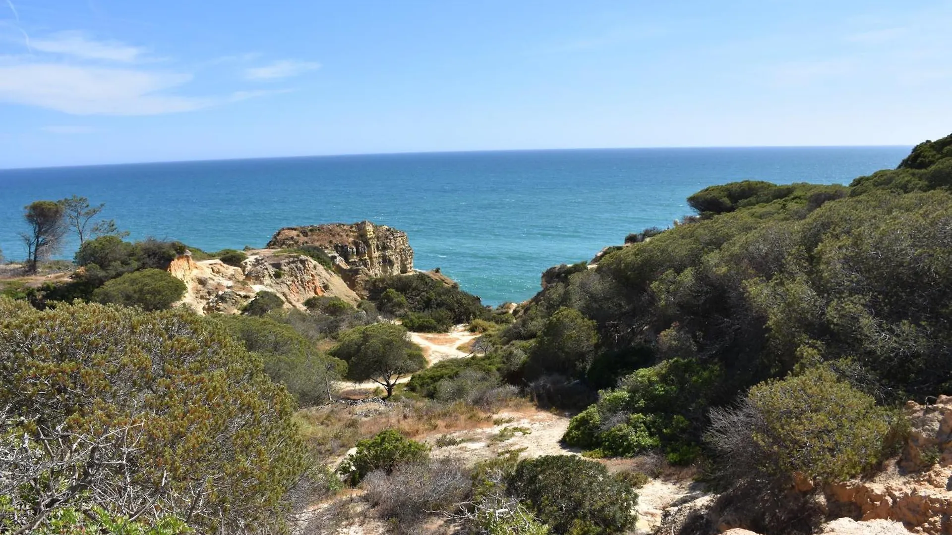 Beach Villa Casa De Amanha 450 Mts To The Beach With Beautiful Garden And Heated Saltwater Pool Albufeira
