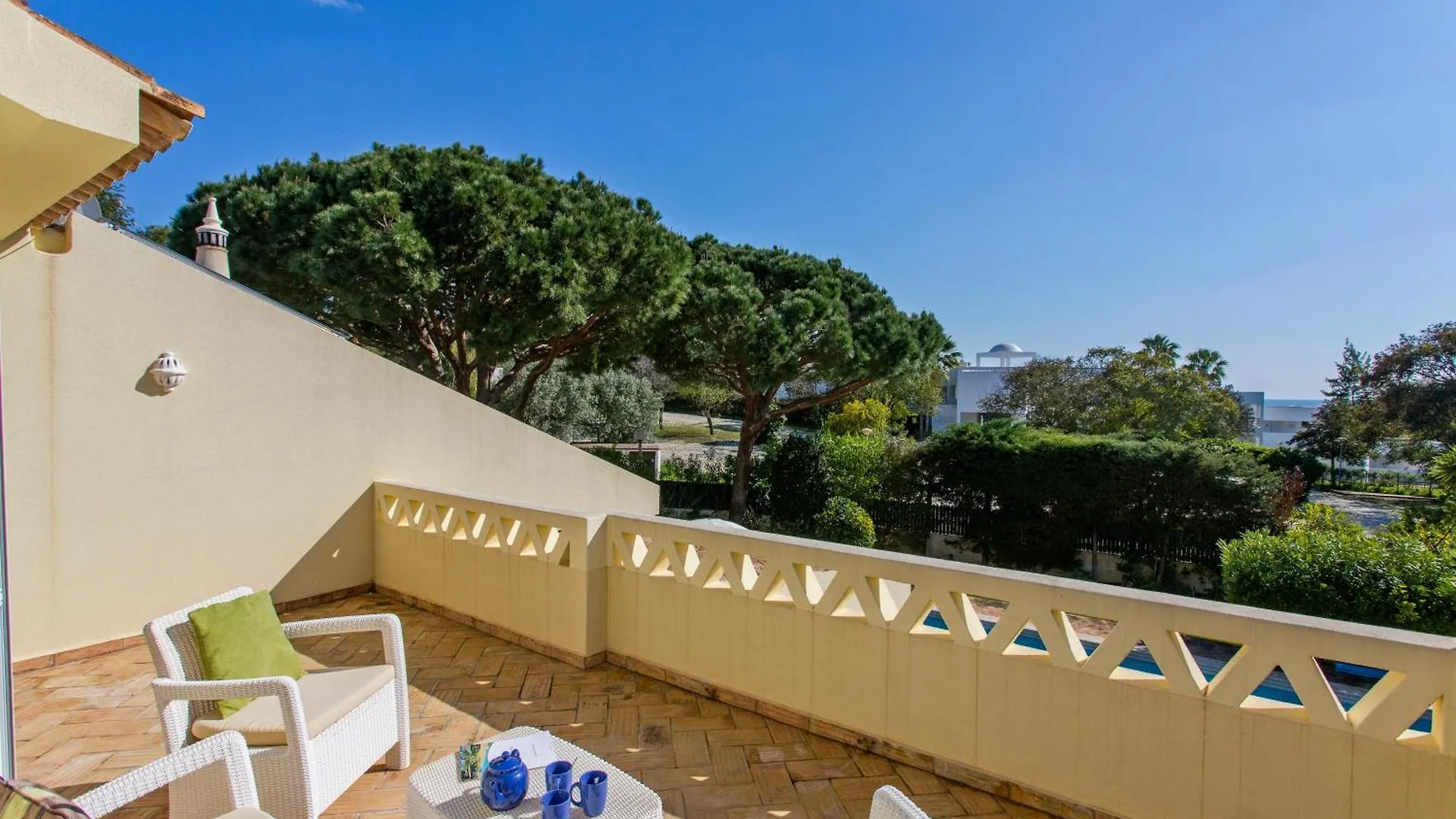 Beach Villa Casa De Amanha 450 Mts To The Beach With Beautiful Garden And Heated Saltwater Pool Albufeira Portugal