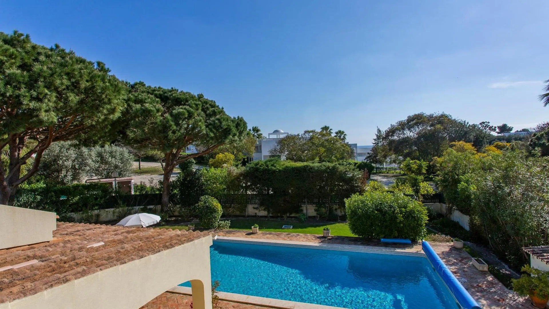 Beach Villa Casa De Amanha 450 Mts To The Beach With Beautiful Garden And Heated Saltwater Pool Albufeira 0*,